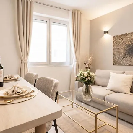 Stunning - Champs Elysees Apartman Párizs